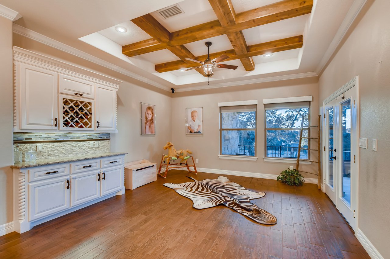 252 Island Oaks Lane