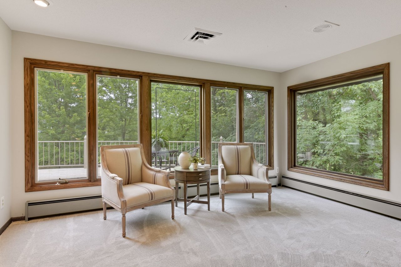 5629 Woodcrest Drive, Edina