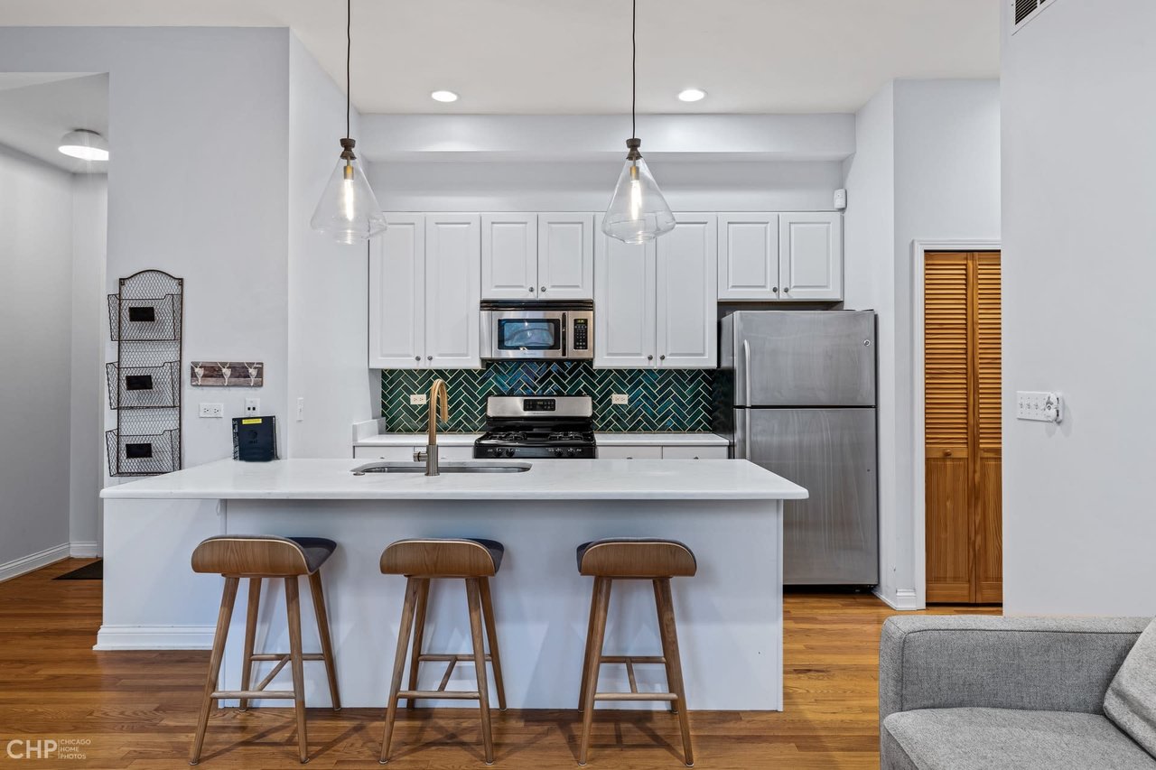 1500 W. Ohio St., #2R