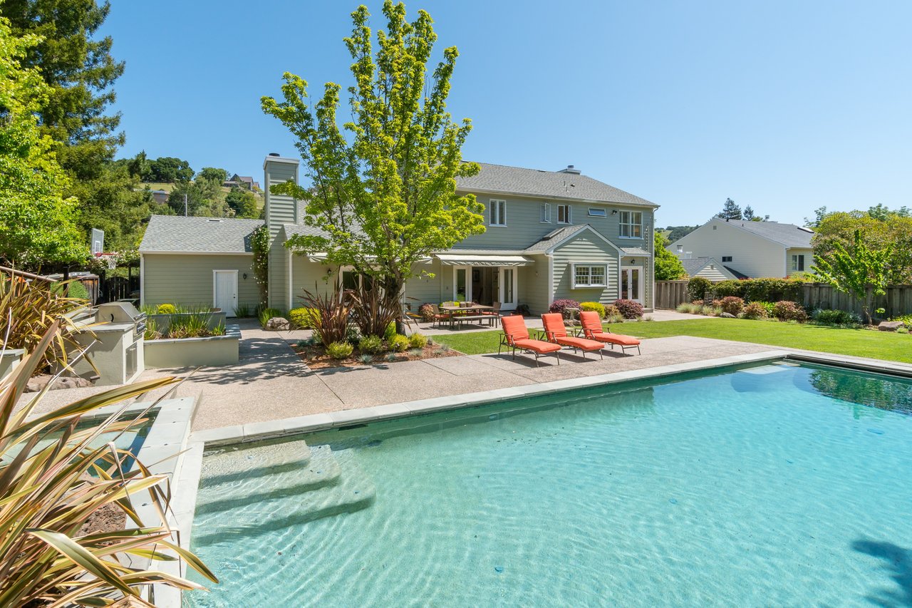 19 Greensburgh Lane, San Anselmo