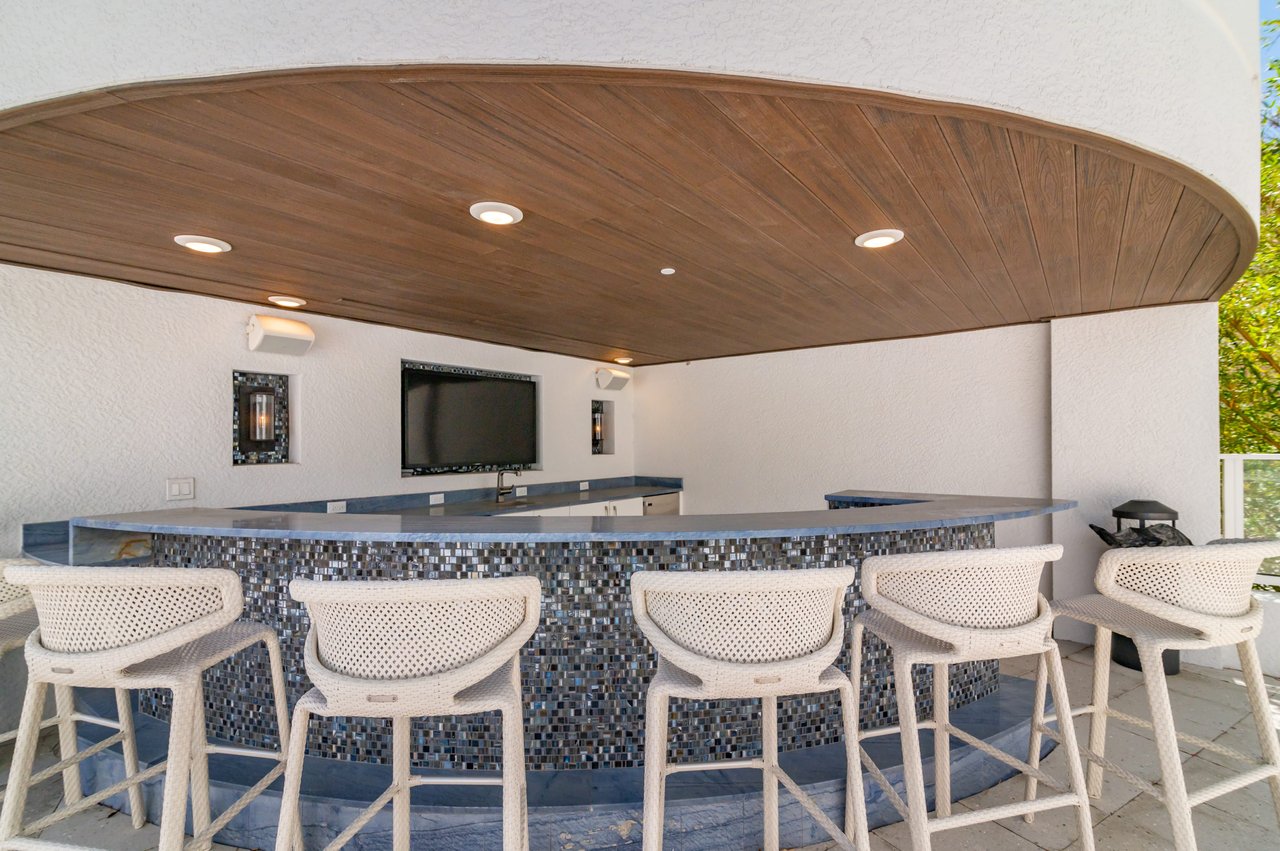 Penthouse at 624 Palm