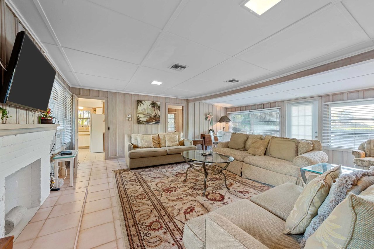 16155 Captiva Dr