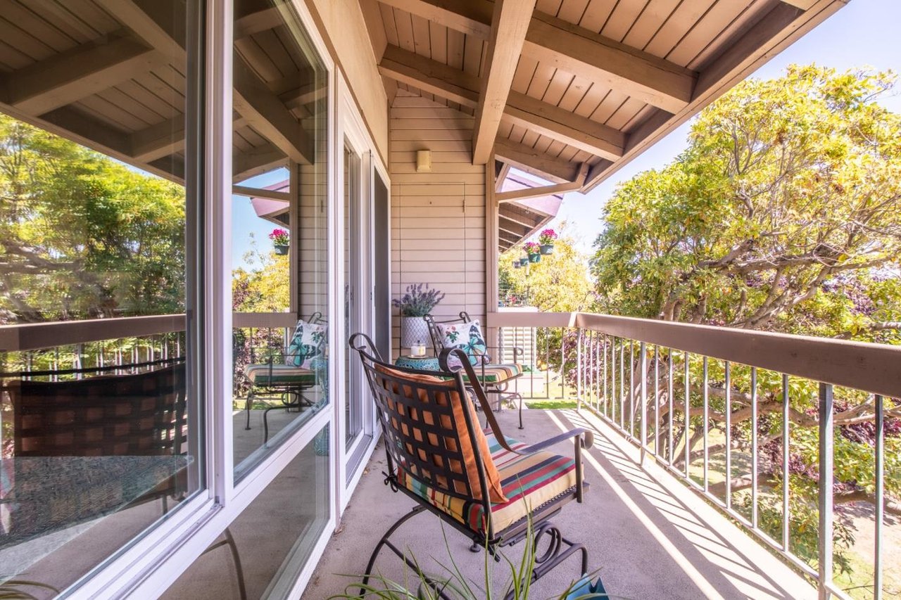 707 Fathom Dr, Unit 203