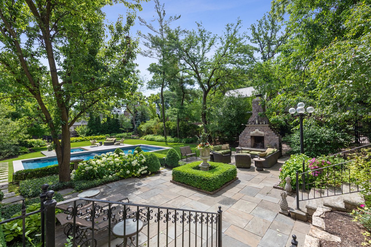 Experience Luxury Living Like Never Before
