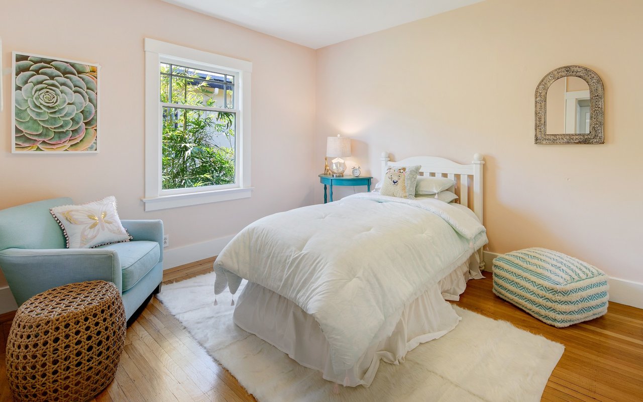 52 Woodland Avenue, San Anselmo