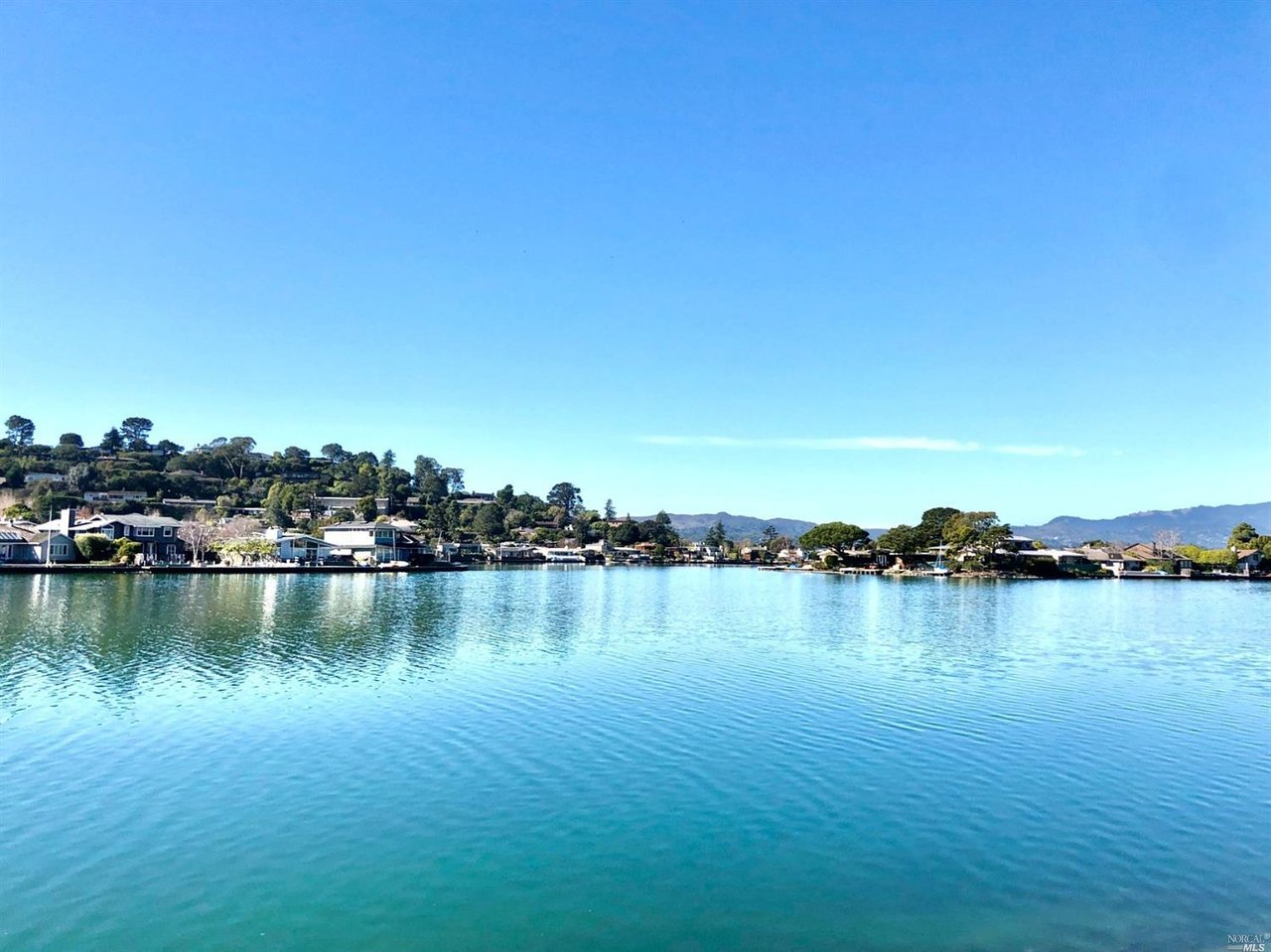 Belvedere Lagoon Gem