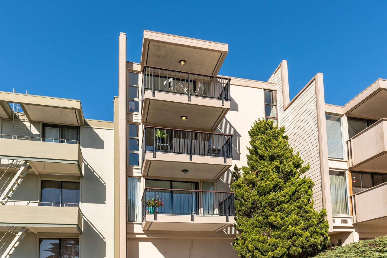 266-B Red Rock Way