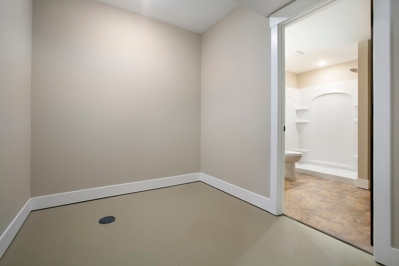 Custom Completed New Construction // Excelsior Village