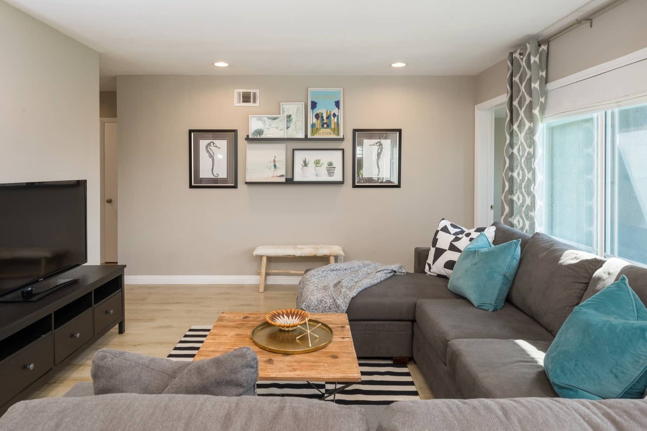 Fantastic 4 Bedroom in super hot Hawthorne