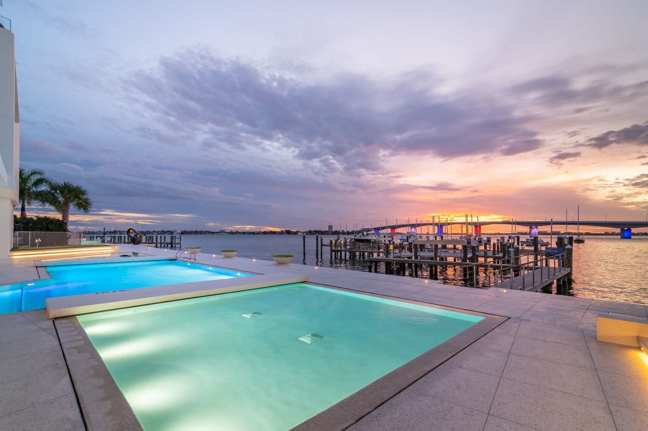 280 Golden Gate Point PH 2