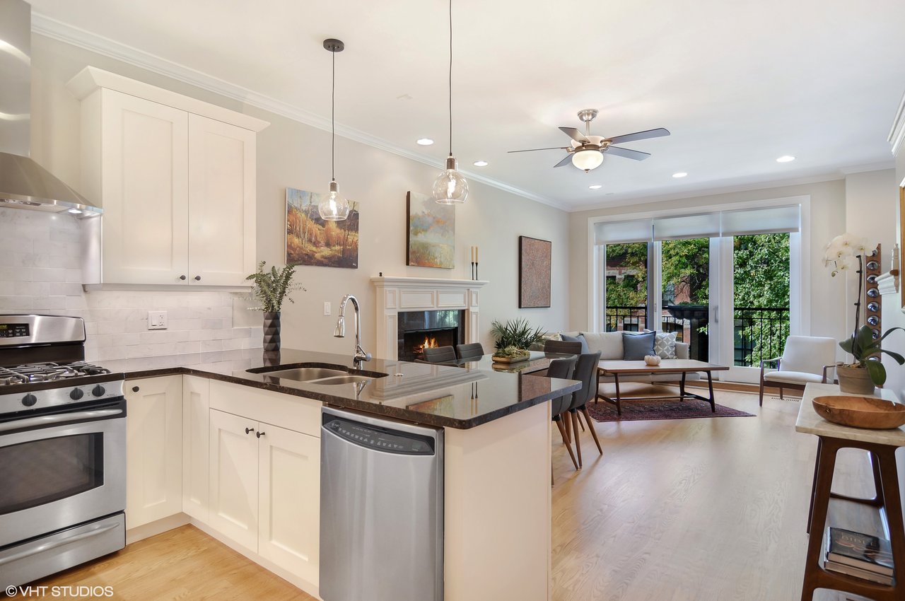 931 N Wolcott Ave Unit 2