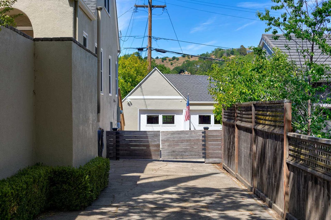 1408 Sir Francis Drake Blvd, San Anselmo