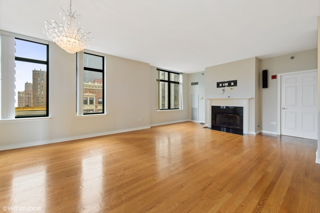 1122 Dearborn 9B rental