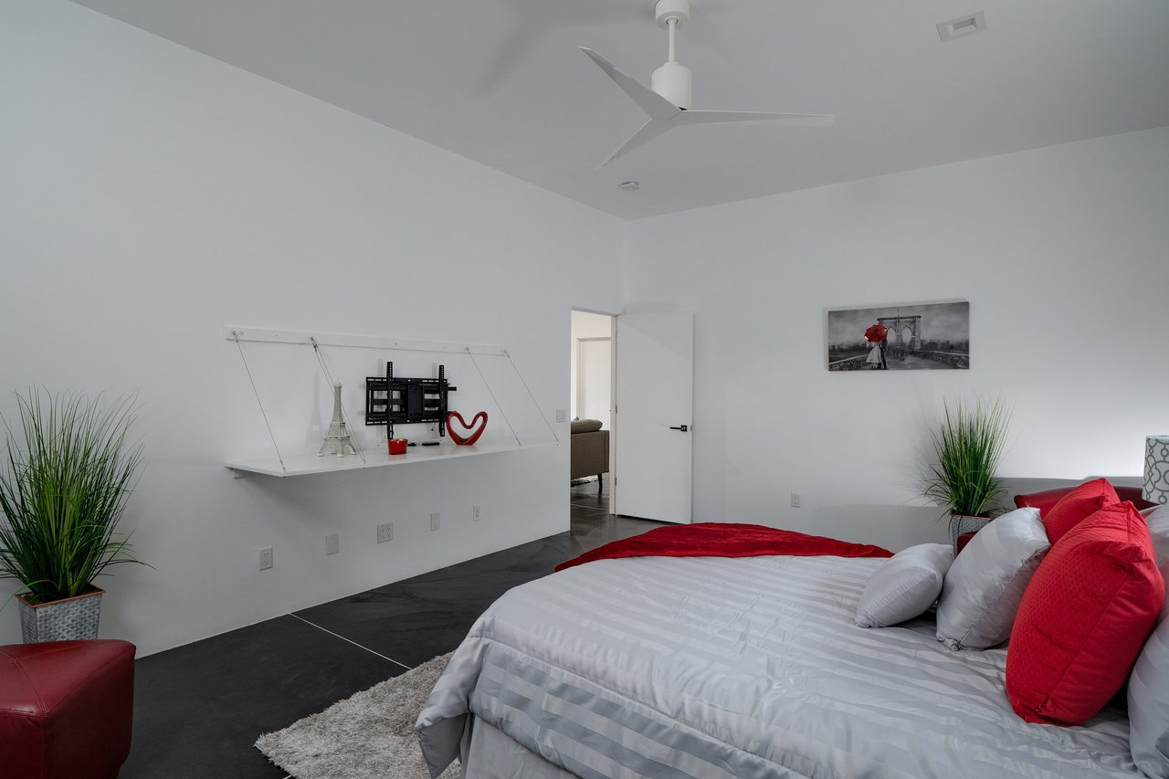 Casas Adobe Estates | Modernist Home
