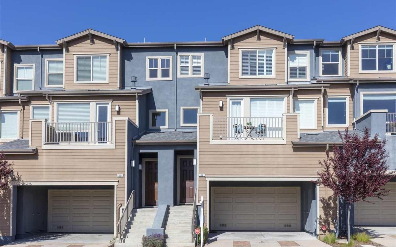 6502 Bayview Dr