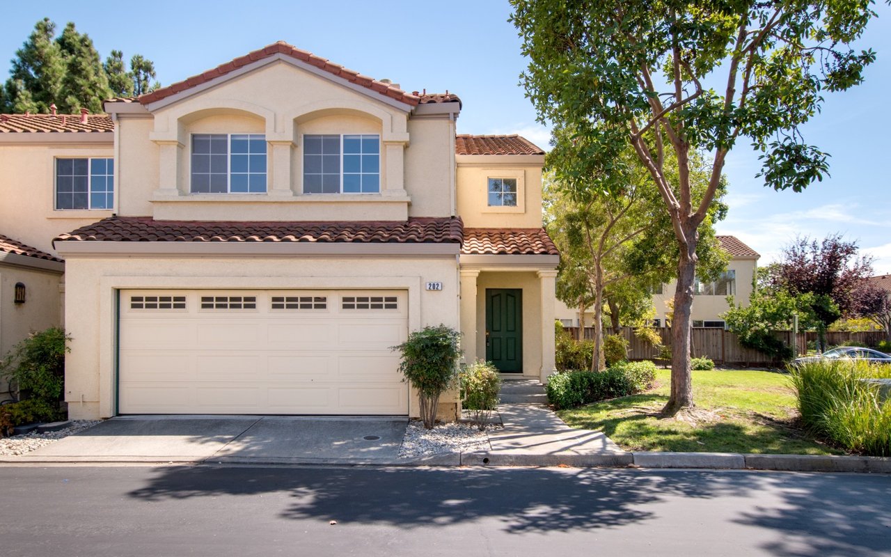202 Shadowlake Ct