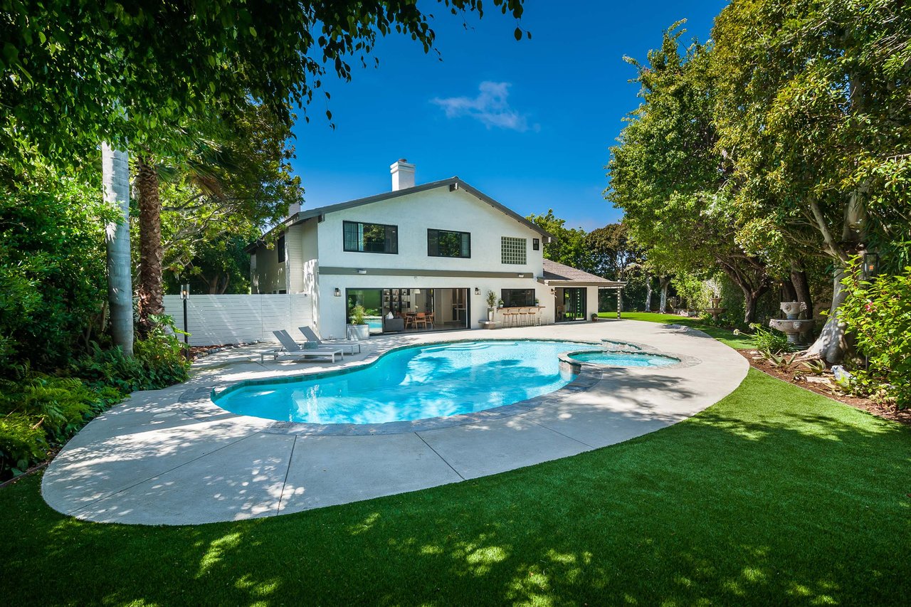 3626 Catamaran Dr