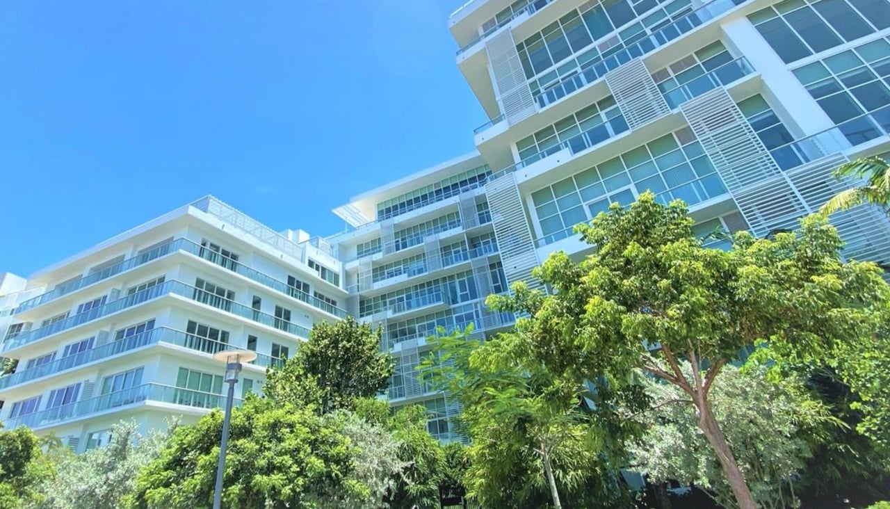 4701 Meridian Ave Miami Beach -  Ritz Carlton 