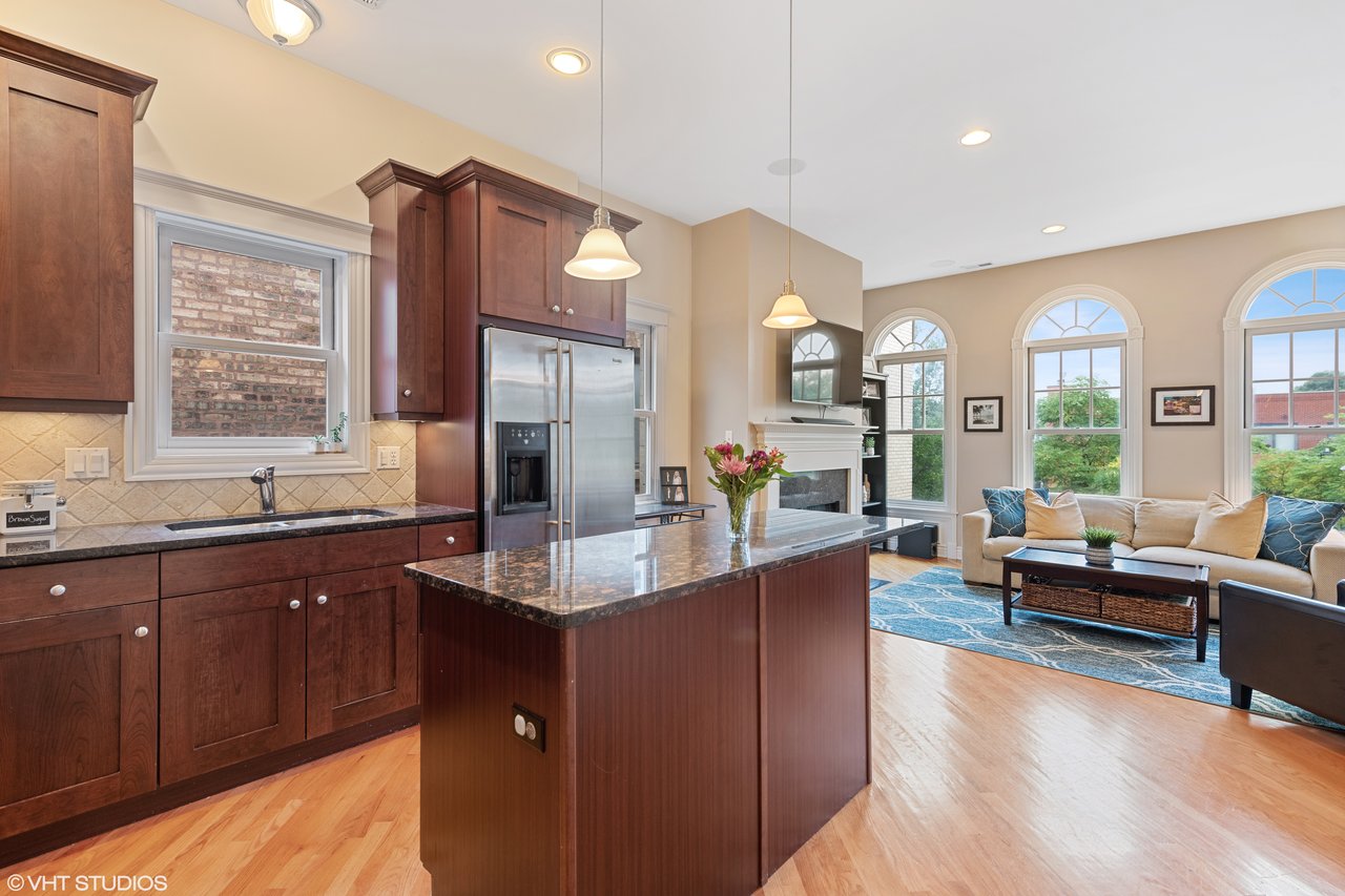 4216 N. Ashland Ave #3