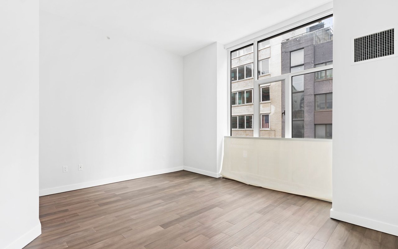 475 Greenwich St Unit 2D