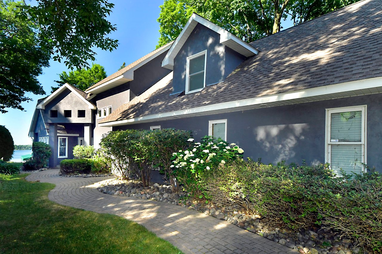 5295 Edsall Road | Minnetrista