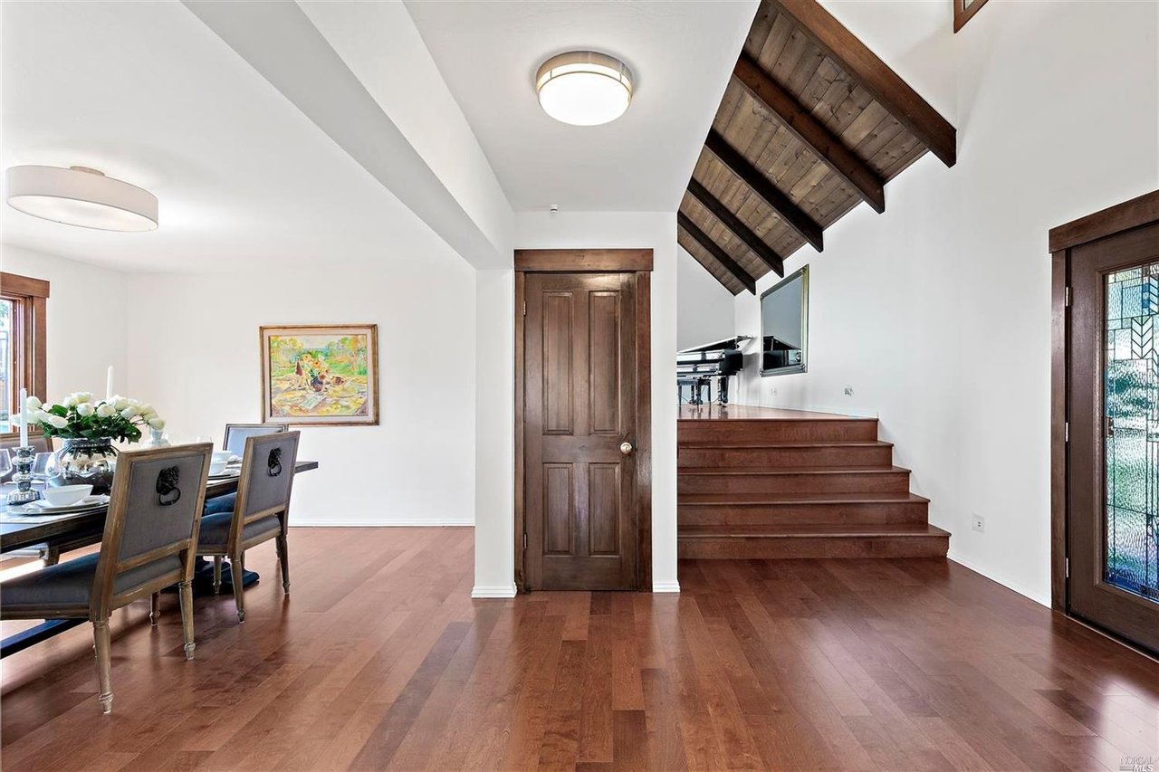 16 Manzanita Pl