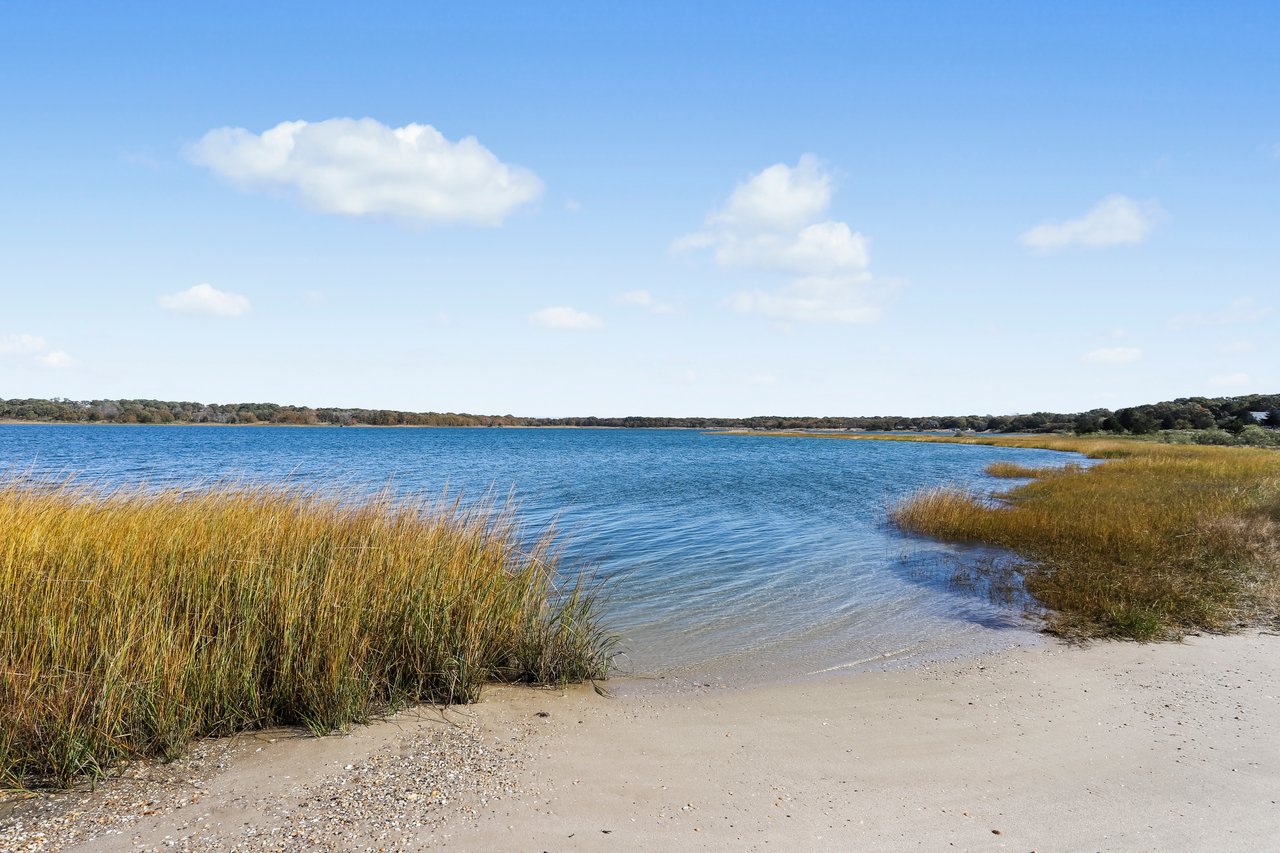 52 Inlet Rd