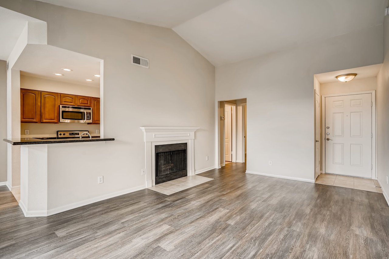6000 Shepherd Mountain Cove 2107