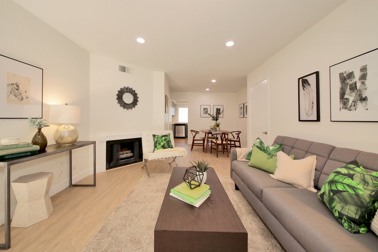 5706 Fair Avenue, Unit 105
