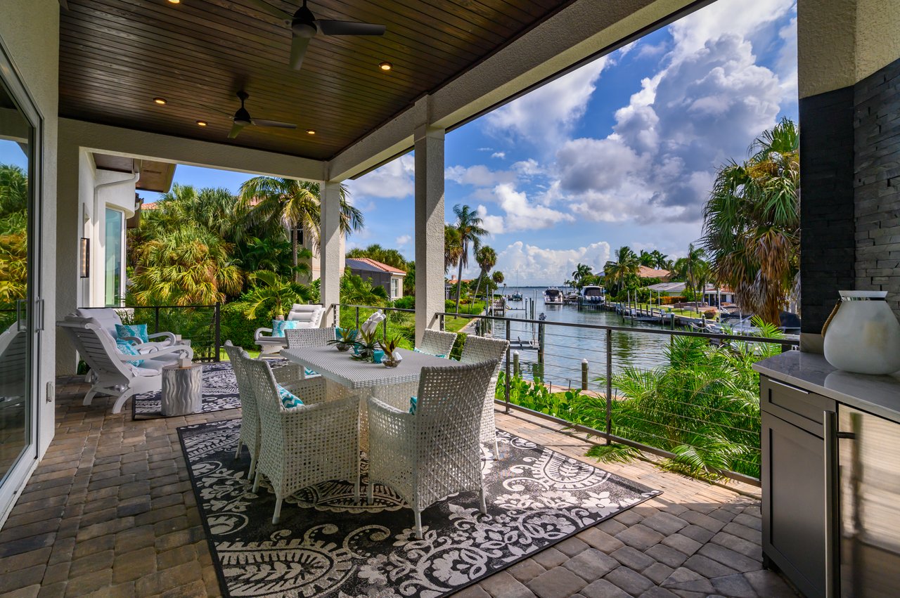 500 Ketch Lane, Country Club Shores, Longboat Key