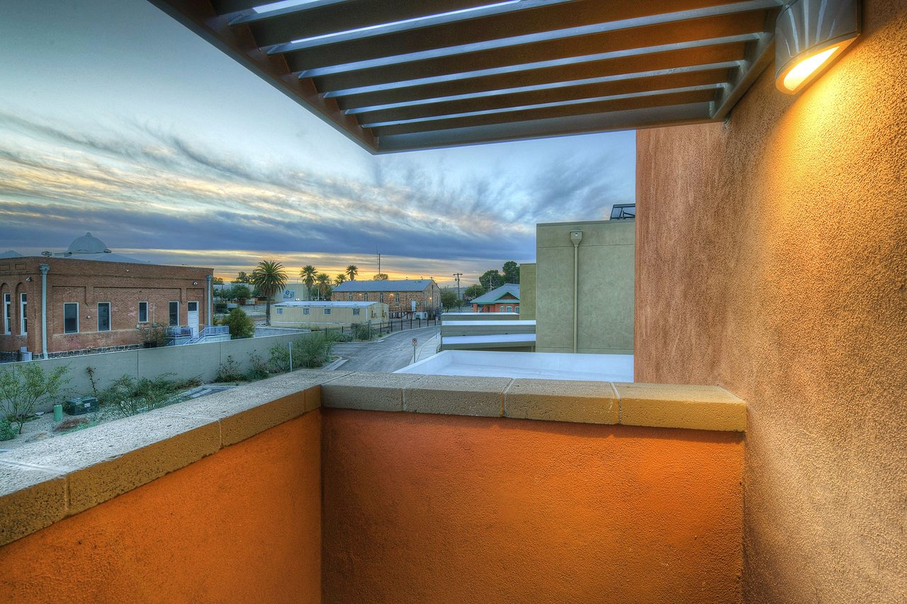 New Contemporary in Barrio Viejo