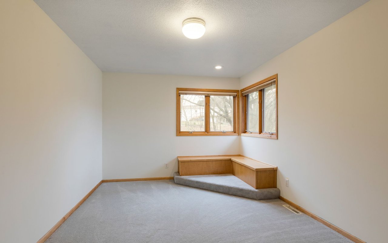 9928 Oak Shore Drive | Lakeville