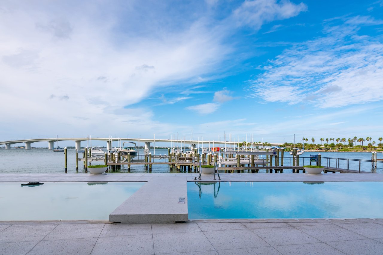 280 Golden Gate Point PH 2