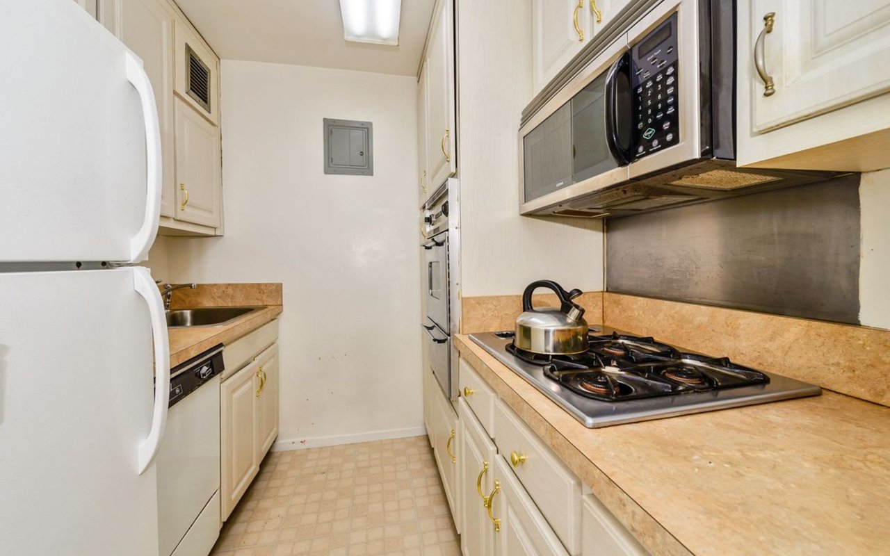 70-25 Yellowstone Blvd, #5G