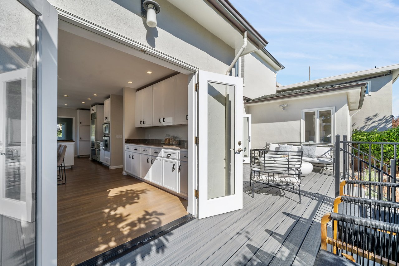 285 Sea Cliff Ave