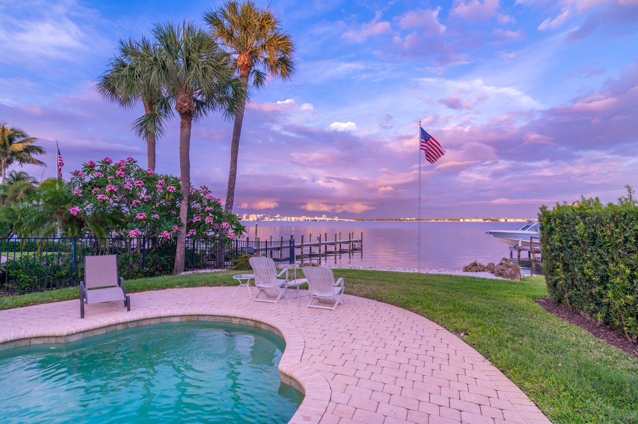 Prestigious Address in Lido Shores