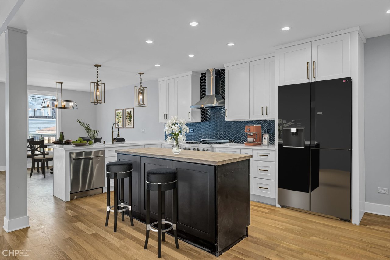 4424 N. Christiana
