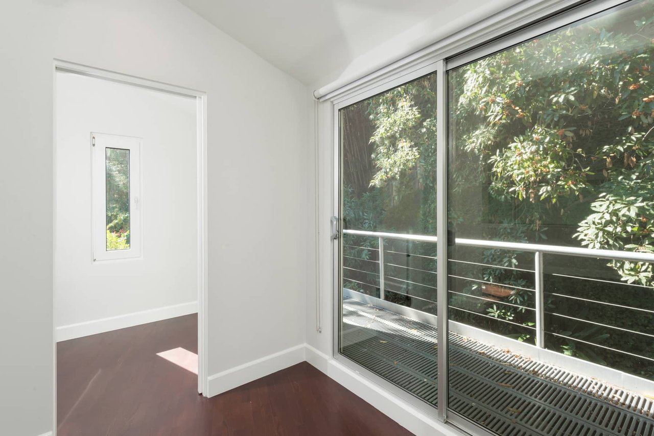 Architectural Lease | Upper Beachwood Canyon