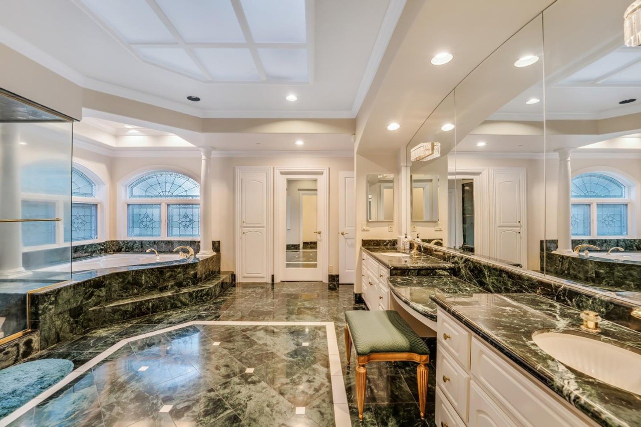 15071 Becky Ln