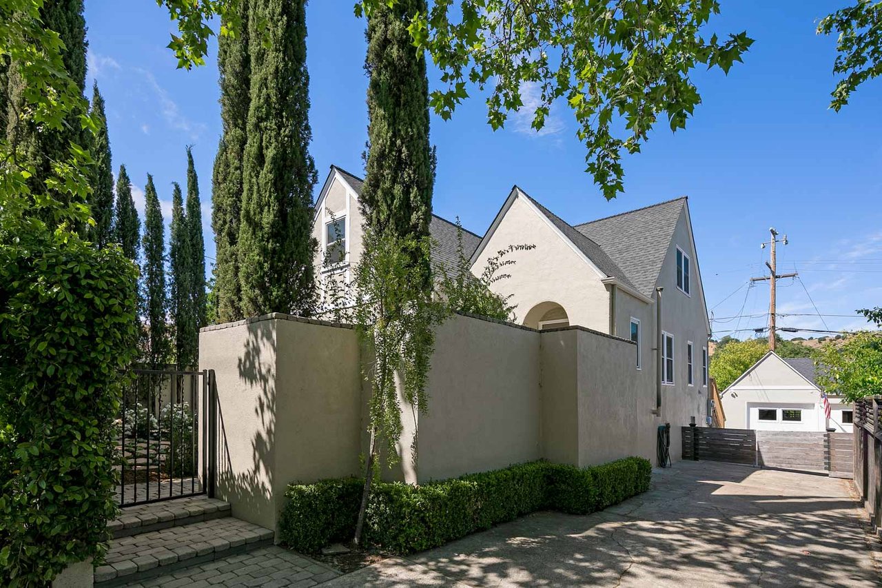 1408 Sir Francis Drake Blvd, San Anselmo