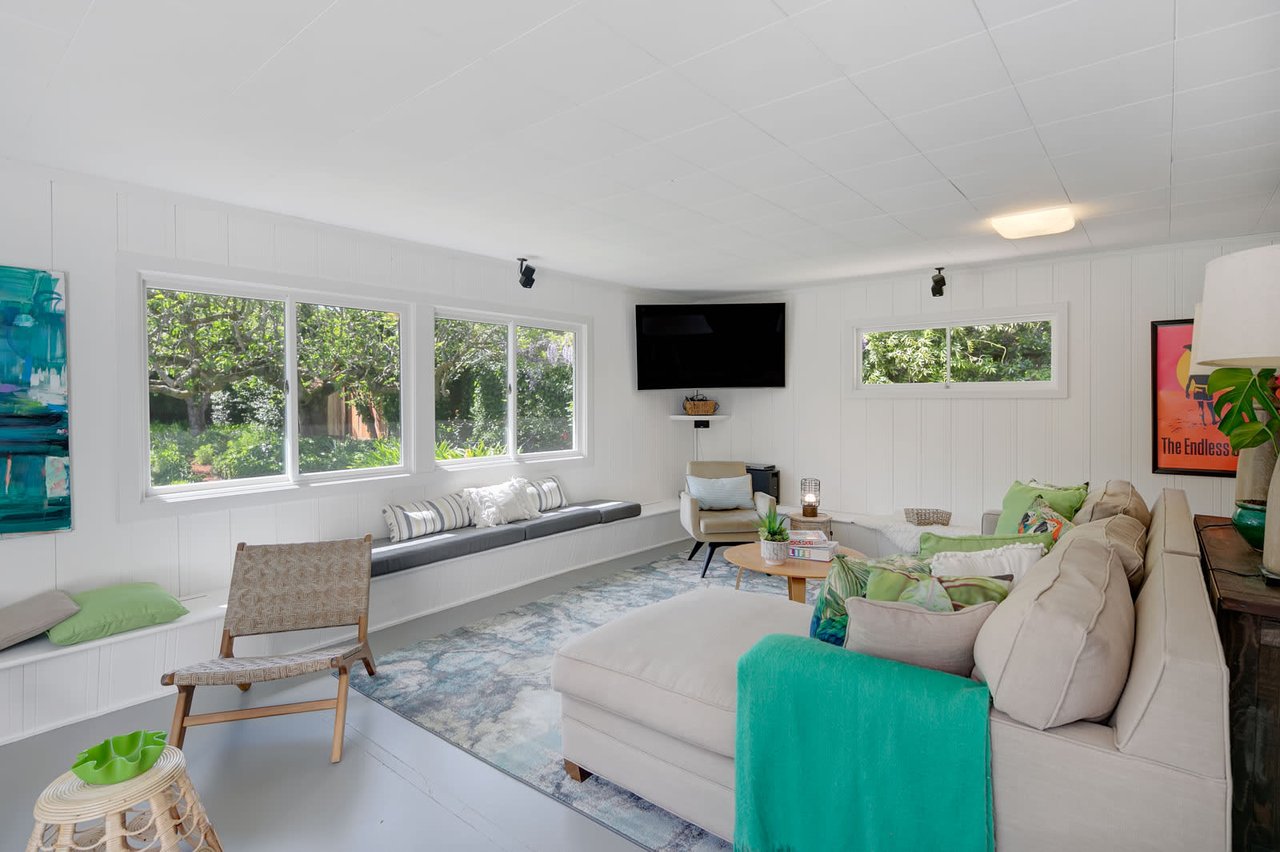 1349 Butterfield Road