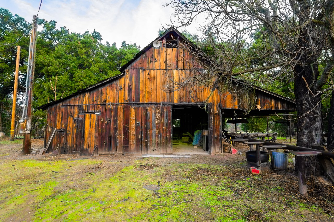 Lion Mountain Ranch 940+/- Acre Ojai Ranch 