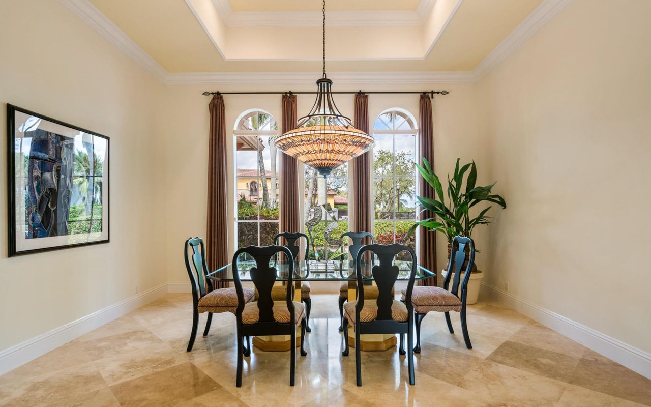 17125 Ave Le Rivage