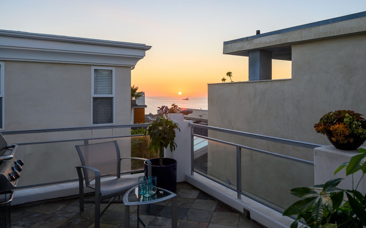 One of a kind, Oceanview Sand Section 5 Bedroom Freestanding Townhome | In Escrow