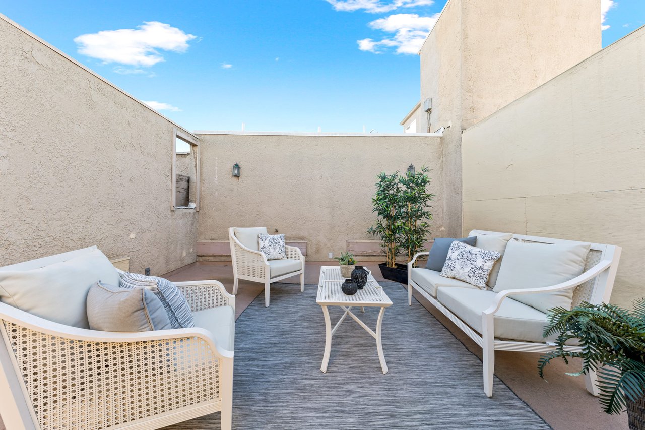 8712 Gregory Way #403