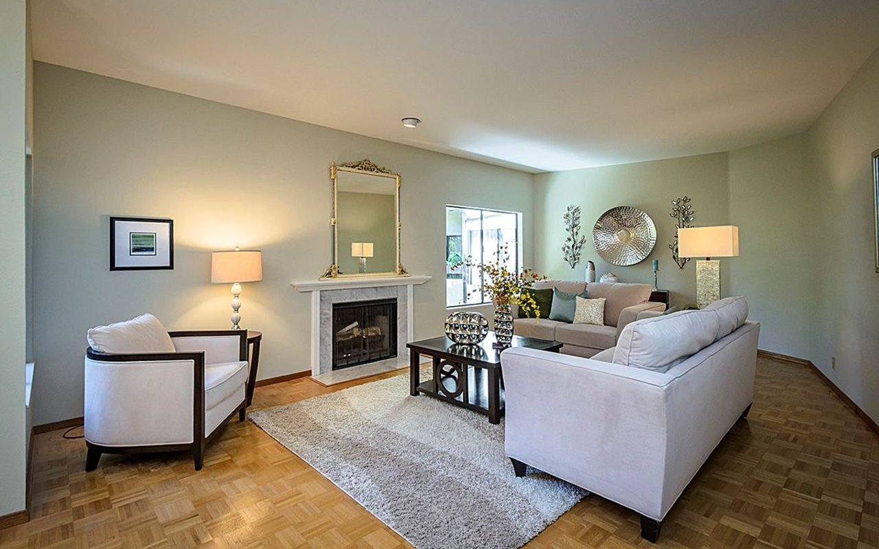425 N El Camino Real, #202