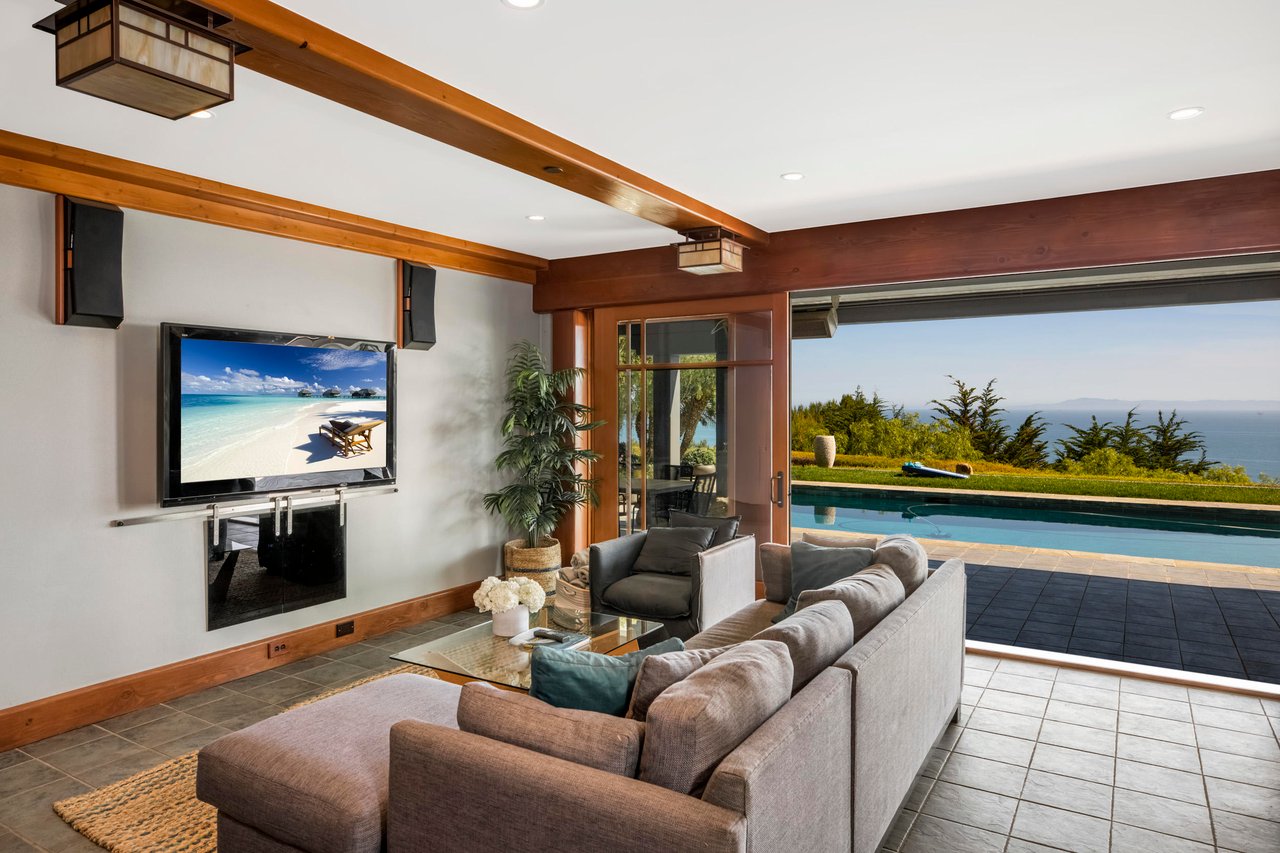 Sweeping Ocean Views - PENDING 