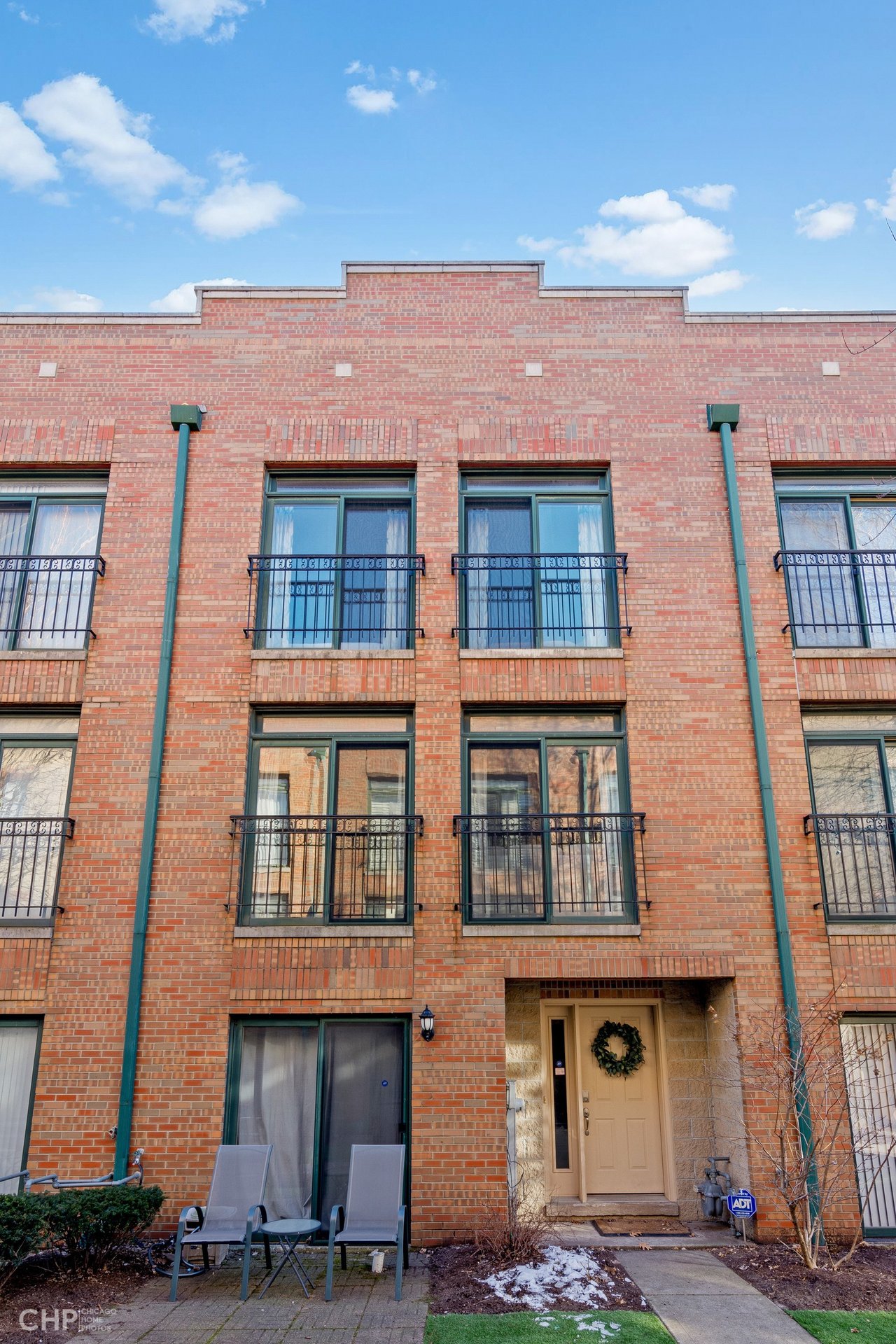 Lincoln Park Townhome: 2770 N. Wolcott, #H 