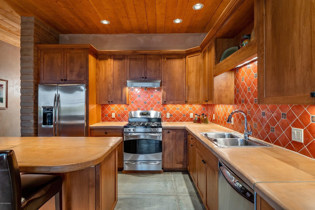 CLASSIC SKY RANCH HOME