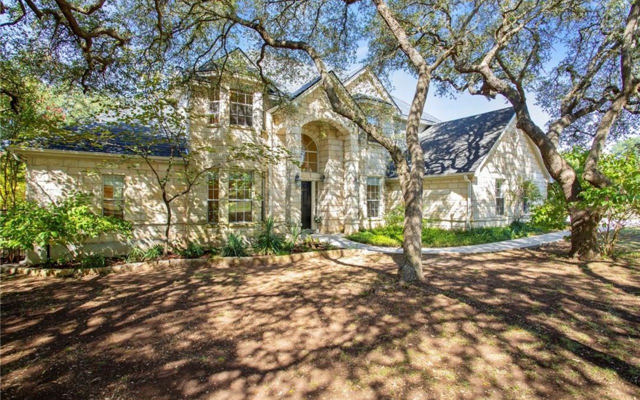 593 Broken Lance Dr